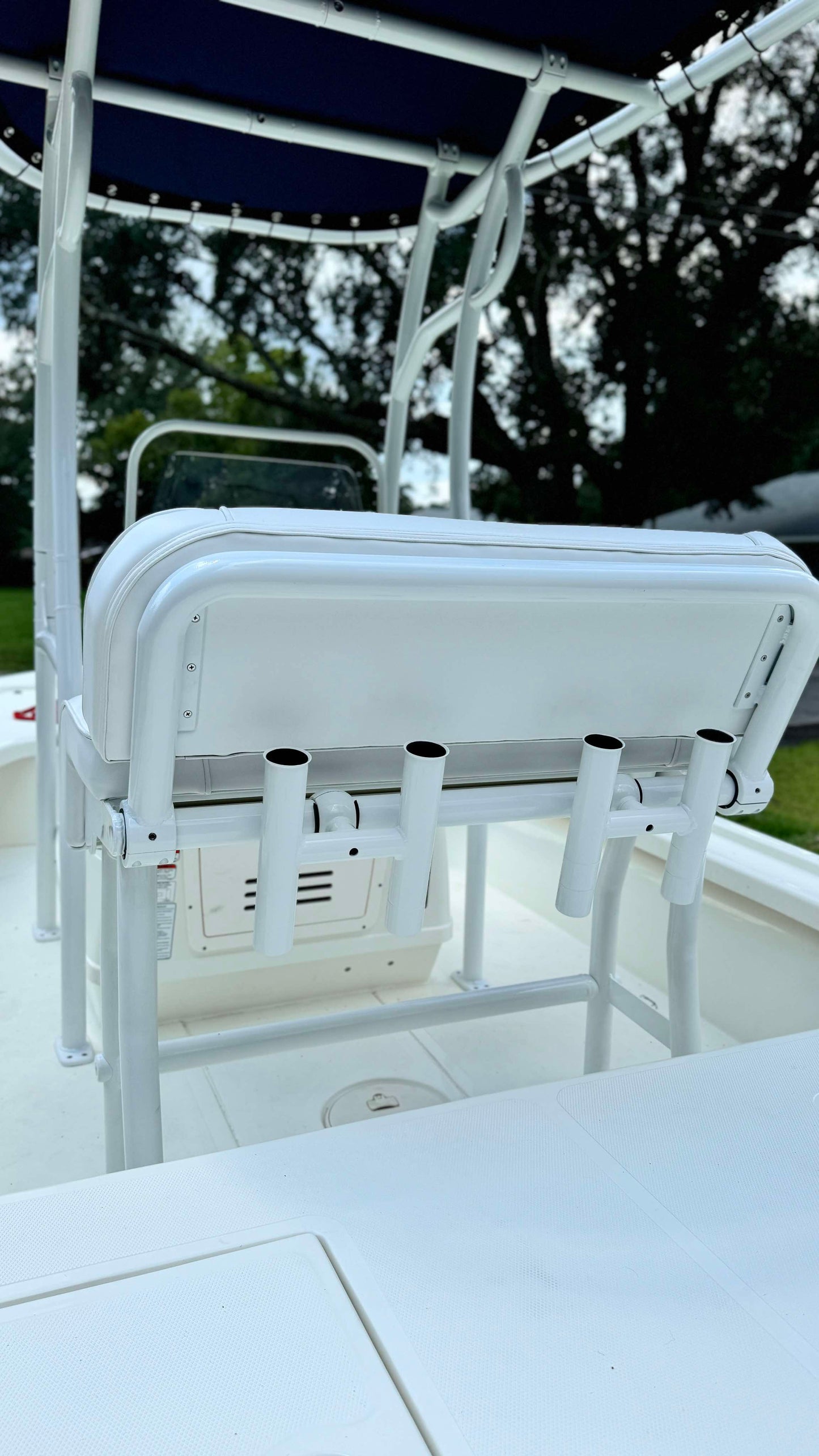 Leaning Post for Center Console Boat