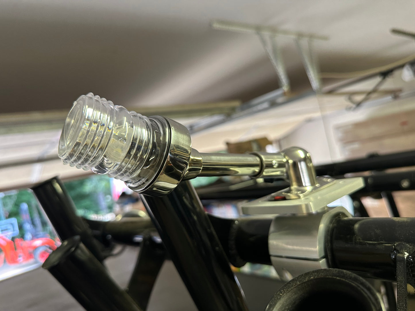 T-Top Navigation Light