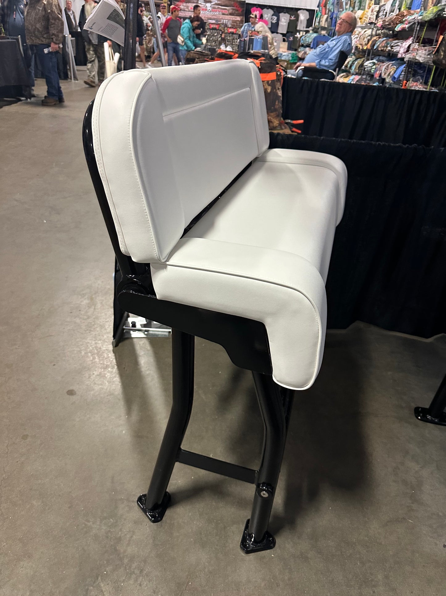 Leaning Post for Center Console Boat