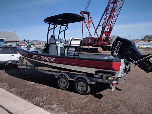 black powder-coated boat t top