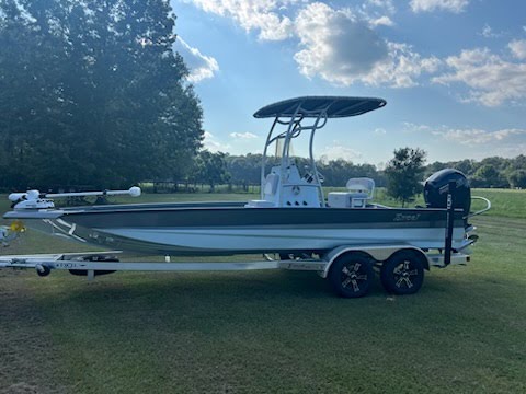 excel 22' center console boat t top