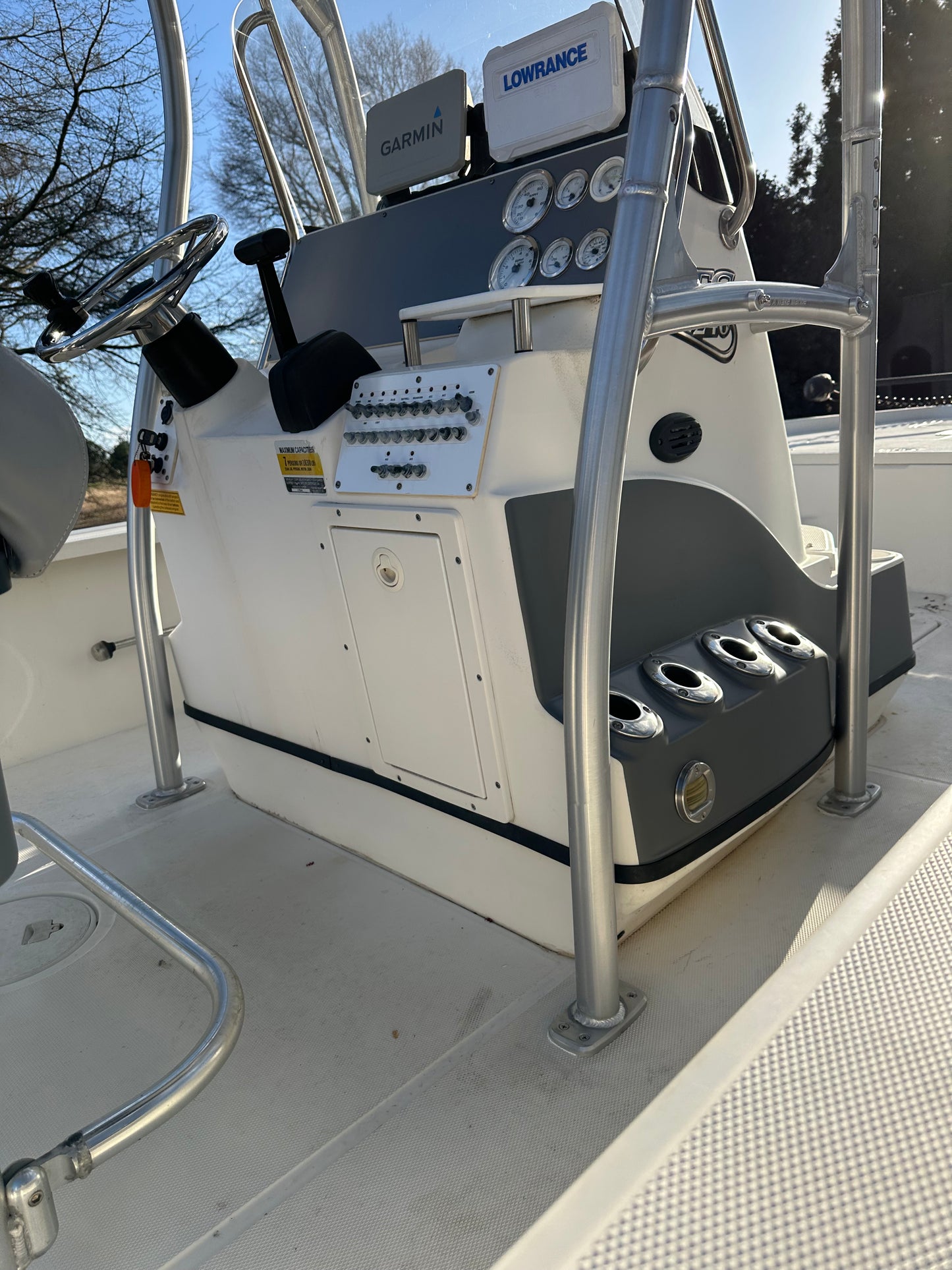 installation boat t top