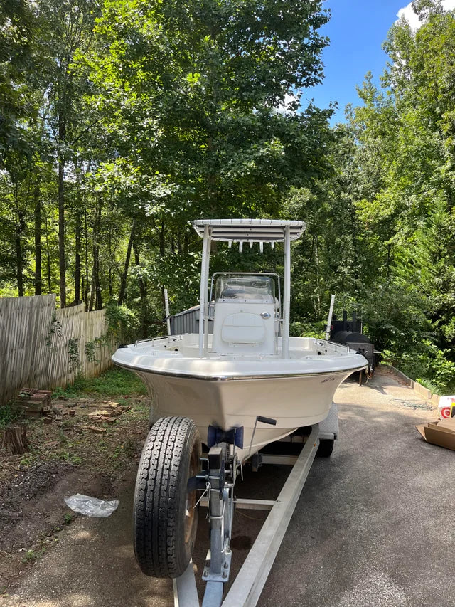 White Powder Coated Pro 600 Heavy Duty T-Top w/ 5 Rod Holder