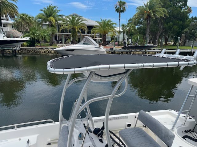 t top canopy boat