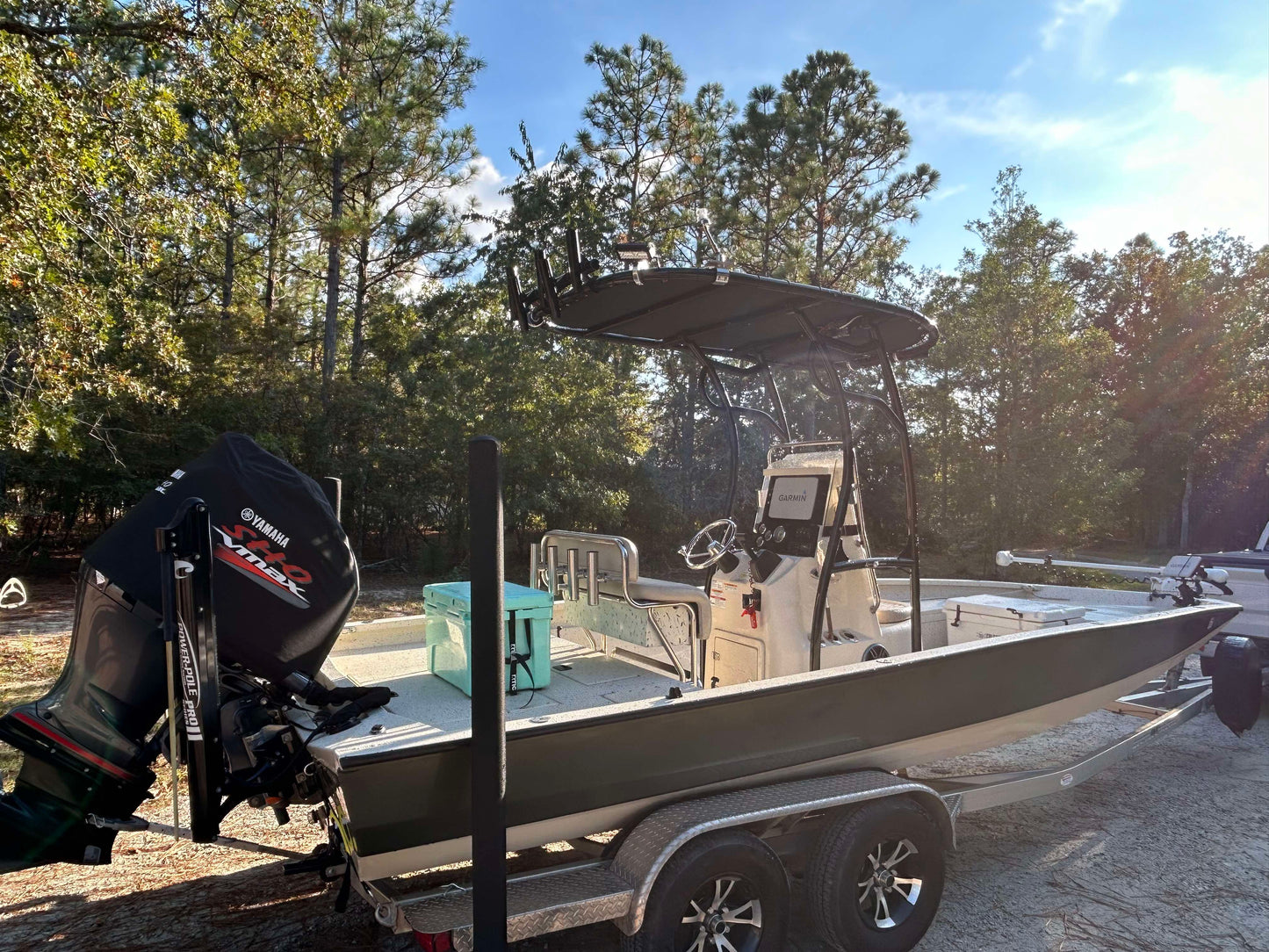 xpress h22 boat t top black