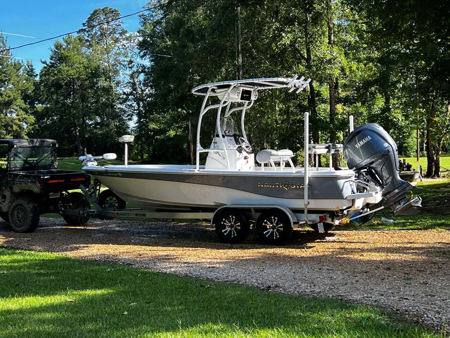 White Powder Coated Pro 600 Heavy Duty T-Top