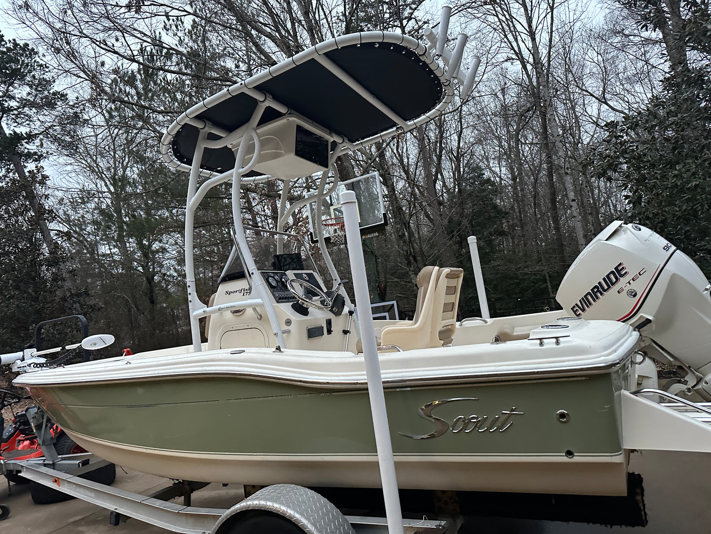 Scout sportfish 175 t-top