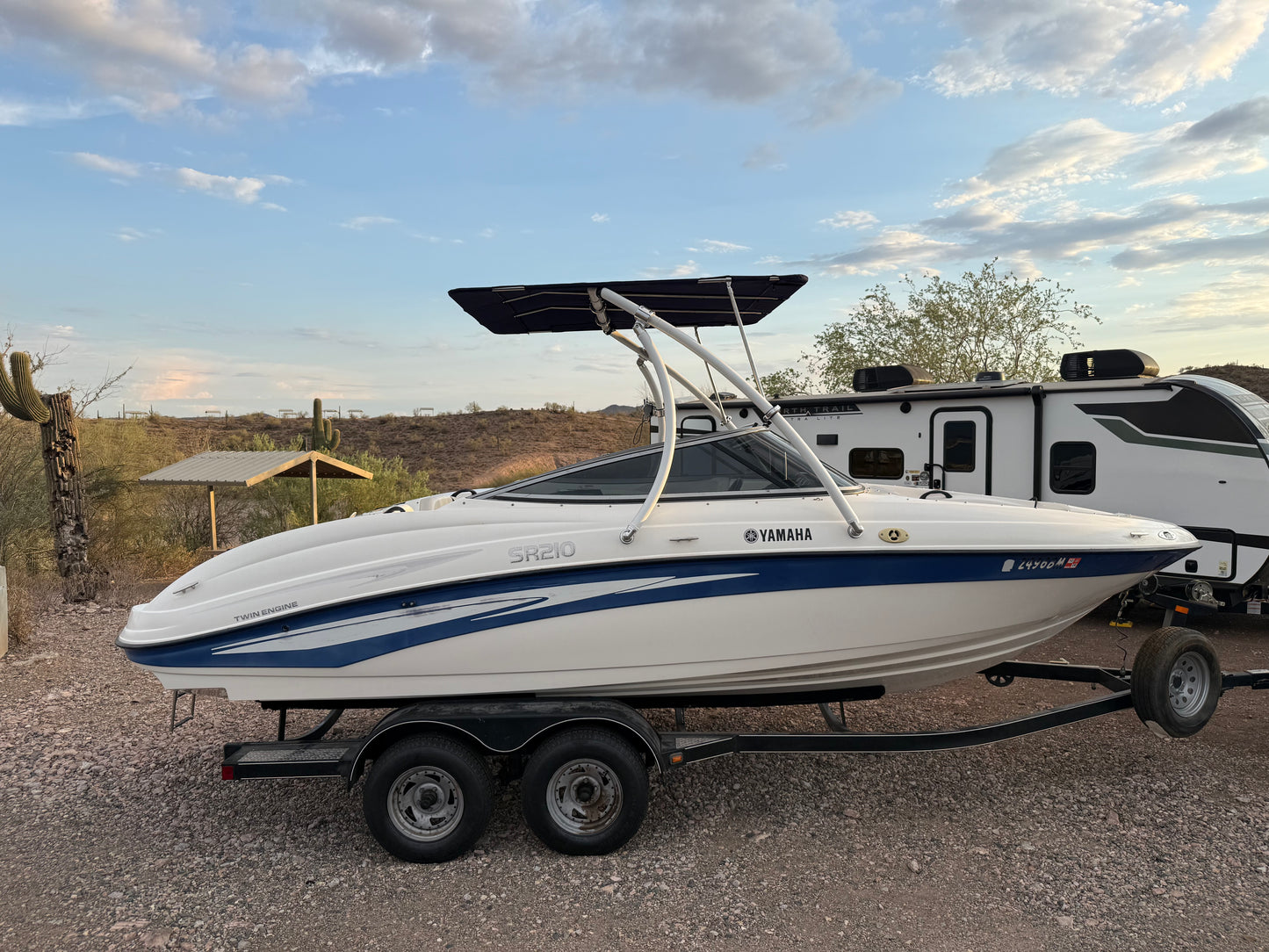 Atlas Wakeboard Tower + Oversized Bimini Top Package